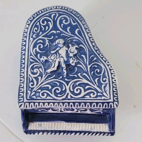 Janet Williamson Jewelry - Baby Grand Piano Trinket Box Ceramic Blue And White Janet Williamson 1972 Marked